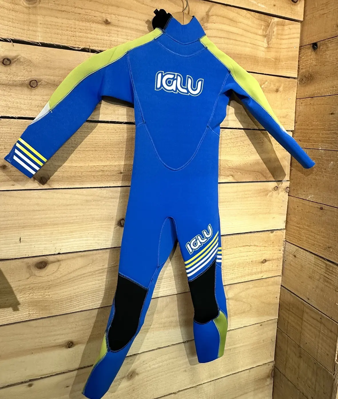 Kids 4/3 Iglu Second Hand Wetsuits - Image 4