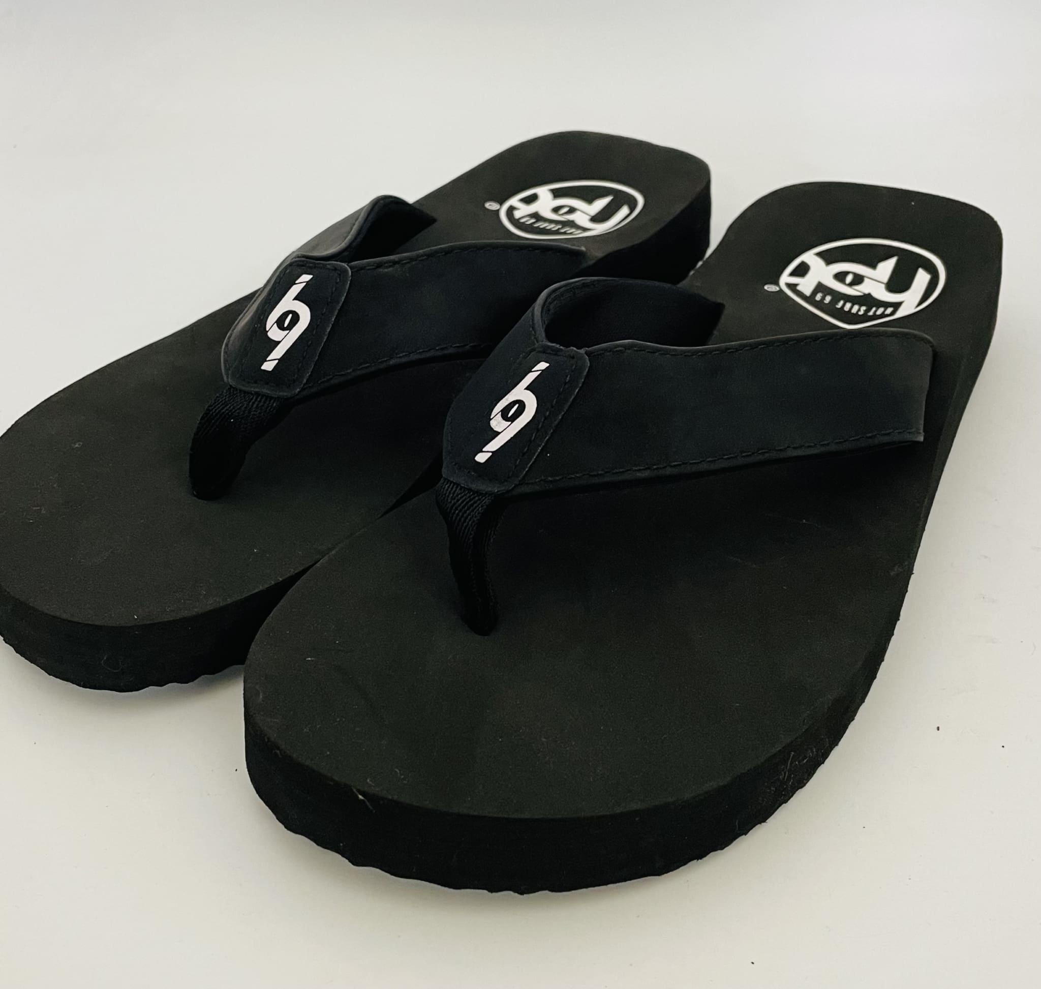 Mens Flop flops Hot surf 69 UVA Flip flops - Colour Black - Piran Surf