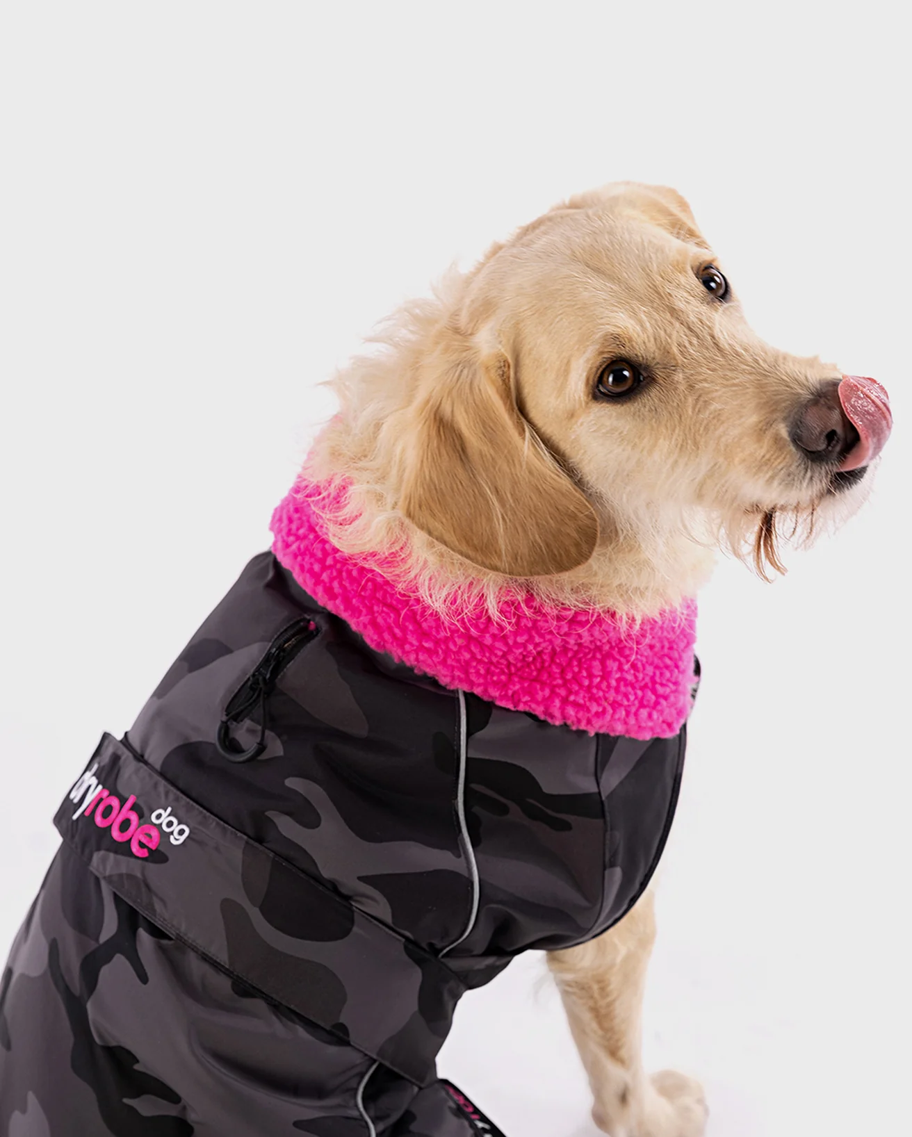 Dog Dryrobe Black Pink Camo Dog Coat - Image 2